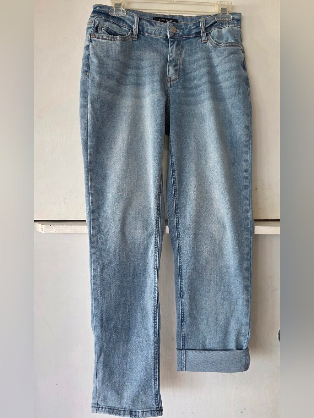 Judy Blue Mid Rise V Front Cuff Boyfriend Cool Denim Jeans Size 3/26